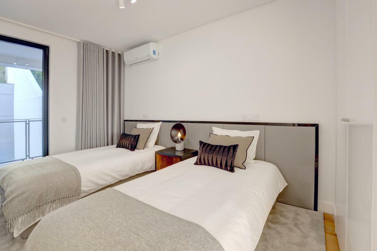Luxury Graca Apartment The Most Amazing View Of Lisbon Bagian luar foto