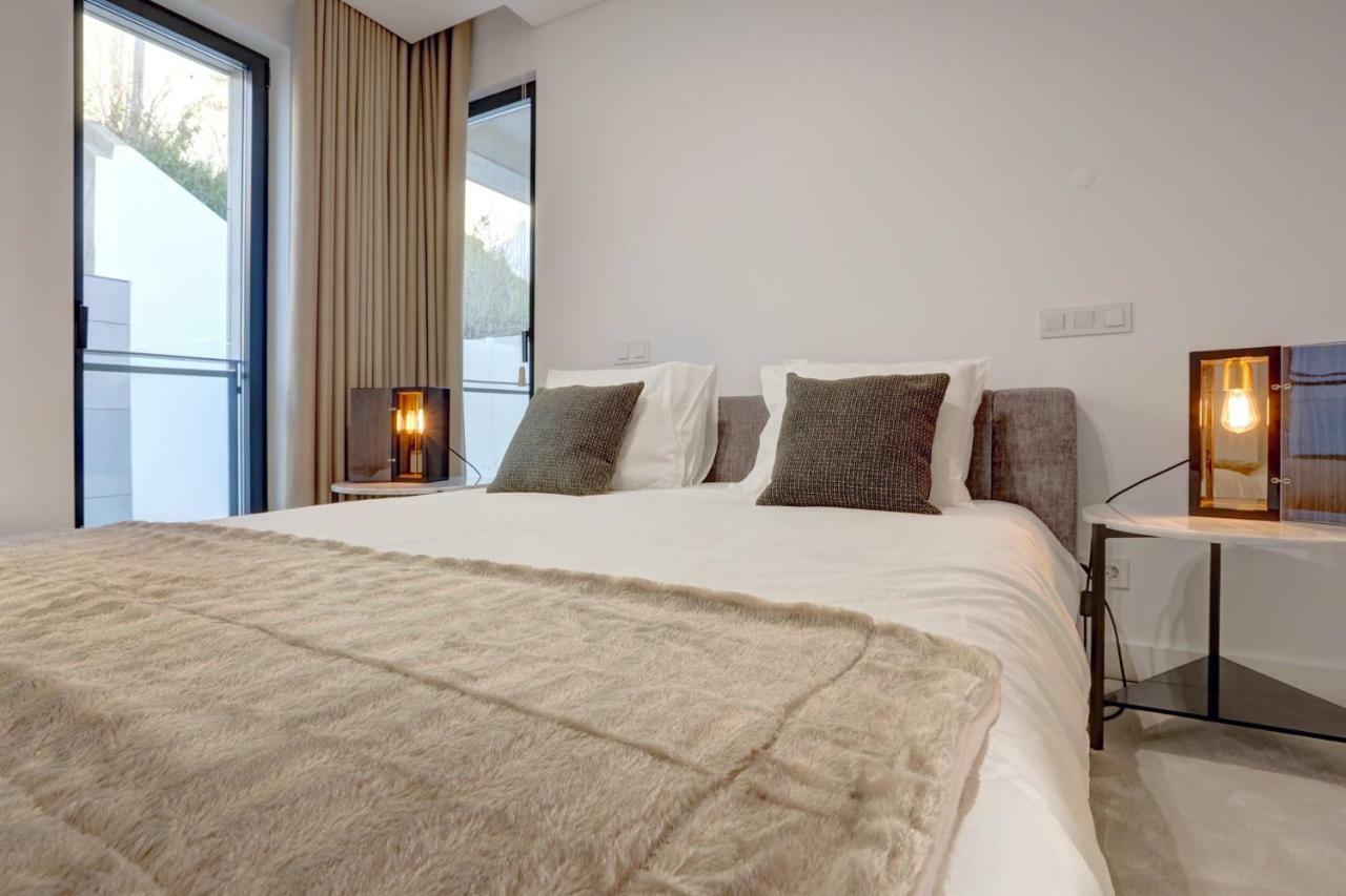 Luxury Graca Apartment The Most Amazing View Of Lisbon Bagian luar foto